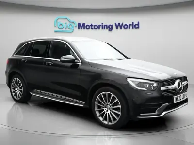 Begagnad Mercedes GLC300 AMG line 245 HK (180 kW) 2020 Svart SUV