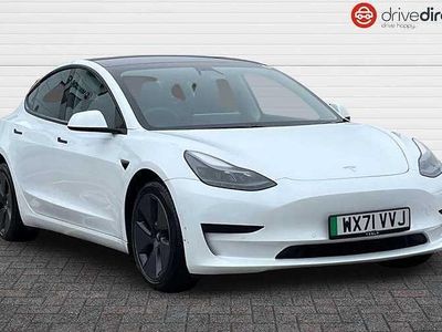 Multi coat pearl white Used 2021 Tesla Model 3 Standard Range Sedan | £17,750 (Fair price)