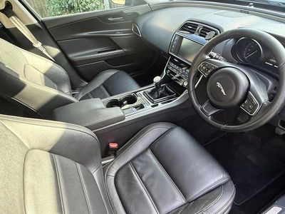 Used Jaguar XE Prestige 2015 Green Sedan