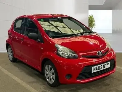 Used Toyota Aygo 68 HP (50 kW) 2012 Red Hatchback