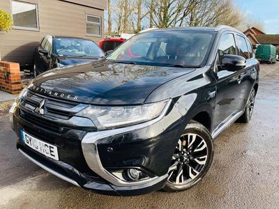 Used Mitsubishi Outlander P-HEV 2016 Black Estate