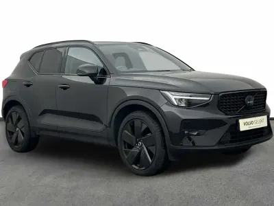 Used Volvo XC40 Plus 161 HP (118 kW) 2025 Black SUV