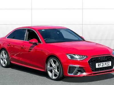 Usado Audi A4 S-Line 136 CV (100 kW) 2021 Rojo Berlina