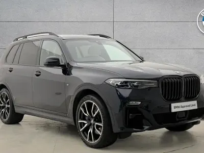Usado BMW X7 M Sport 340 HP (250 kW) 2021 Preto SUV