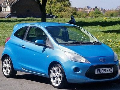Usado Ford Ka Zetec 69 HP (50 kW) 2009 Azul Citadino