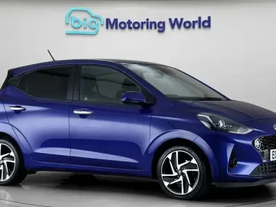 Used Hyundai i10 Premium 67 HP (49 kW) 2023 Blue Hatchback