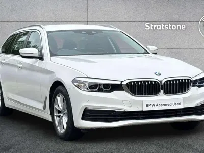 Gebraucht BMW 520 Sport Line 181 PS (133 kW) 2019 Weiß Kombi
