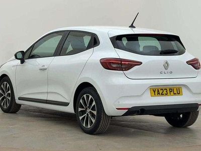 Used Renault Clio V Evolution 90 HP (66 kW) 2023 White  Hatchback