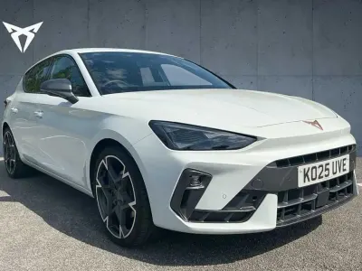Used Cupra Leon 147 HP (108 kW) 2025 White Hatchback