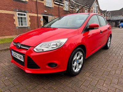 Used Ford Focus Studio 85 HP (62 kW) 2012 Red Hatchback