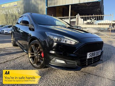 Black Used 2018 Ford Focus ST Hatchback | £10,495 (Fair price)