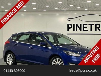 Used Ford Focus Titanium 125 HP (91 kW) 2016 Blue Hatchback