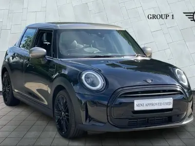 Used Mini Cooper Exclusive 136 HP (100 kW) 2023 Black Hatchback