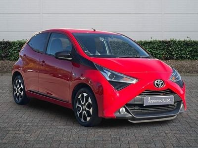 Begagnad Toyota Aygo Trend 72 HK (52 kW) 2020 Röd Halvkombi