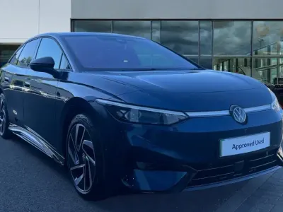 New VW ID.7 Pro 210 kW (286 HP) 2026 Aquamarine blue metallic