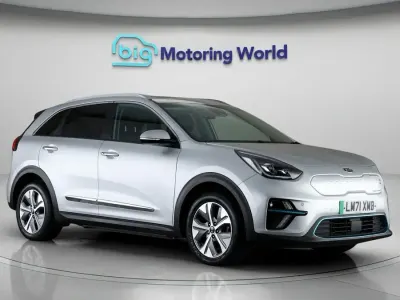 Used Kia e-Niro Plus 147 kW (201 HP) 2021 Silver SUV