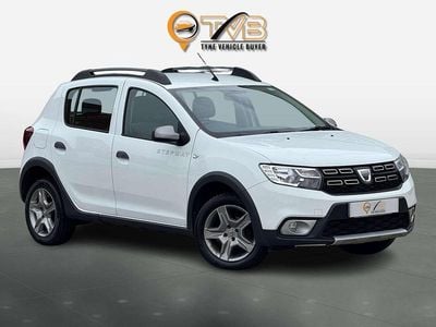 White Used 2017 Dacia Sandero Stepway Ambiance Hatchback | £5,495 (Fair price)