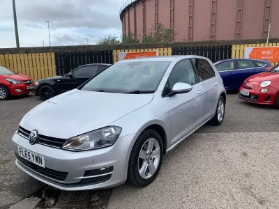 Second-hand VW Golf VII Match 110 CP (80 kW) 2015 Argintiu Hatchback