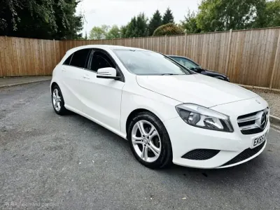 Used Mercedes A180 Sport Edition 2015 White Hatchback