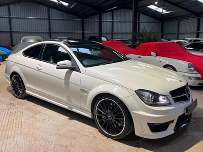 Mercedes C63 AMG