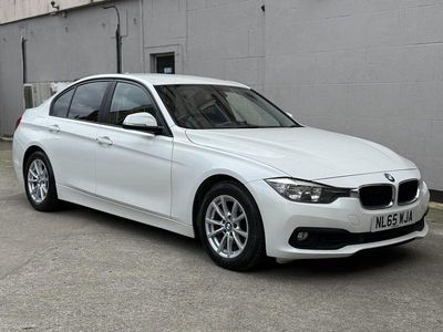 Begagnad BMW 320 Efficient Dynamics 2015 Vit Sedan