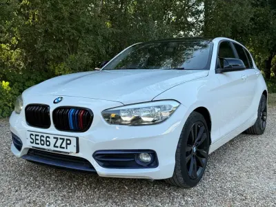Used BMW 118 Sport Line 136 HP (100 kW) 2016 White Hatchback