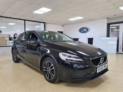 used Volvo V40 2.0 T2 MOMENTUM 5d 121 BHP Hatchback