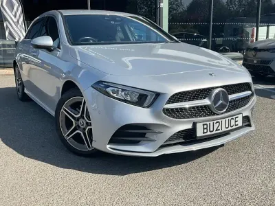 Begagnad Mercedes A250 AMG Line Premium 218 HK (160 kW) 2022 Halvkombi