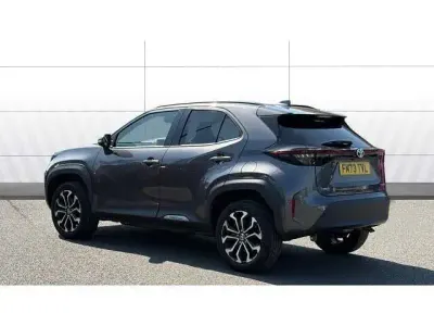 Used Toyota Yaris Cross Design 113 HP (83 kW) 2023 Grey SUV