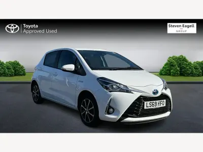 Second-hand Toyota Yaris Hybrid 2020 Alb Hatchback