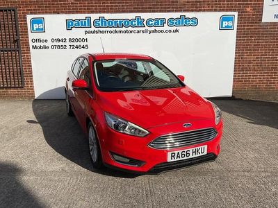 Used Ford Focus Titanium X 120 HP (88 kW) 2017 Red Hatchback
