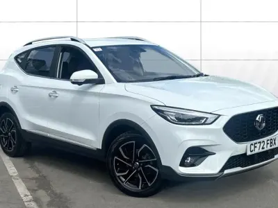 Używany MG ZS Exclusive 111 KM (81 kW) 2023 Biały SUV