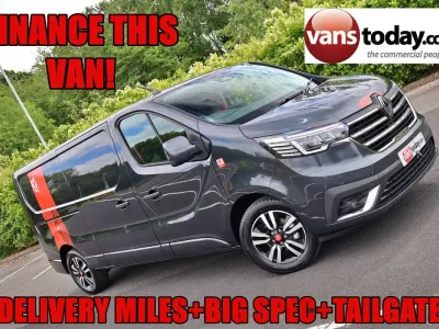New Renault Trafic 2026 Grey