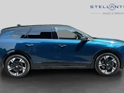 Used Vauxhall Grandland Ultimate 154 kW (210 HP) 2024 Blue SUV
