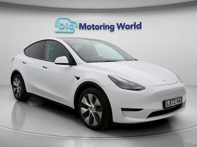 White Used 2022 Tesla Model Y Long Range AWD SUV | £21,300 (Fair price)