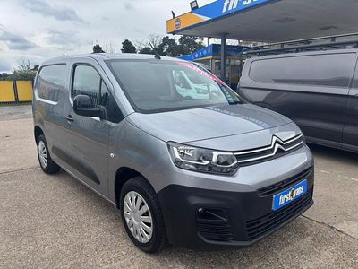 Gebraucht Citroën Berlingo 100 PS (73 kW) 2022 Grau Van / Kleinbus