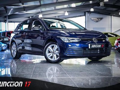 Used VW Golf VII Life 150 HP (110 kW) 2021 Blue Hatchback