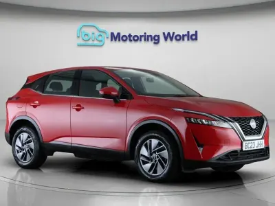 Used Nissan Qashqai Acenta Premium 140 HP (102 kW) 2023 Red SUV