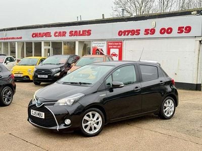 Black Used 2015 Toyota Yaris Hybrid Hatchback | £8,495 (Expensive)
