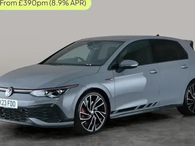 Second-hand VW Golf VIII GTI 300 CP (220 kW) 2024 Hatchback
