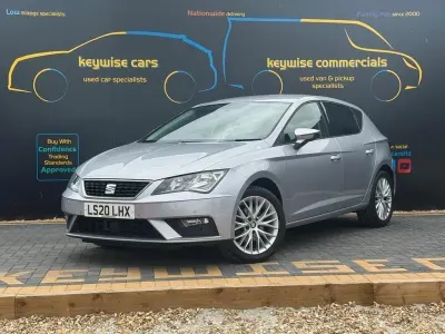 Used Seat Leon SE Dynamic 115 HP (84 kW) 2020 Silver Hatchback