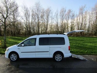 White Used 2018 VW Caddy Maxi Life Life MPV | £13,950 (Fair price)