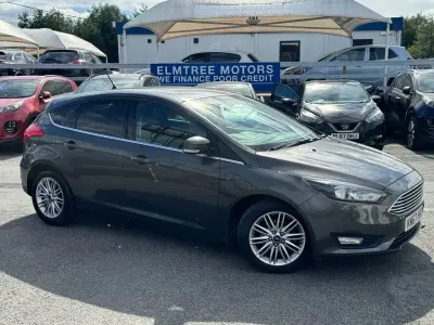 Used Ford Focus Zetec 120 HP (88 kW) 2017 Grey Hatchback