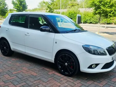 Używany Skoda Fabia vRS 180 KM (132 kW) 2013 Biały Hatchback