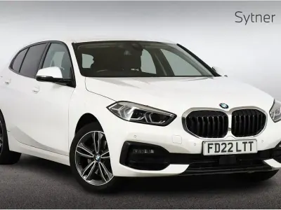 Used BMW 118 Sport Line 134 HP (98 kW) 2022 White Hatchback