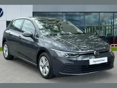 Used VW Golf VIII Life 110 HP (80 kW) 2023 Grey Hatchback