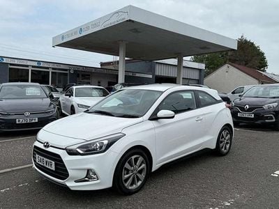 White Used 2018 Hyundai i20 SE Coupe | £8,450 (Fair price)