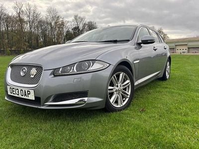 Used Jaguar XF Sportbrake Luxury 163 HP (119 kW) 2013 Estate