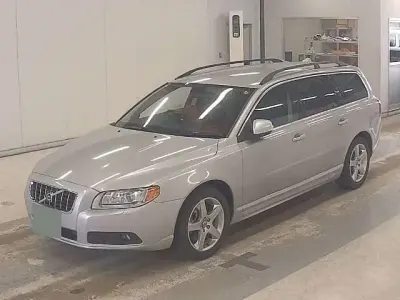 Usado Volvo V70 SE 2009 Prateado Carrinha