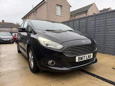 Black Used 2017 Ford S-MAX Titanium MPV | £8,995 (Good price)